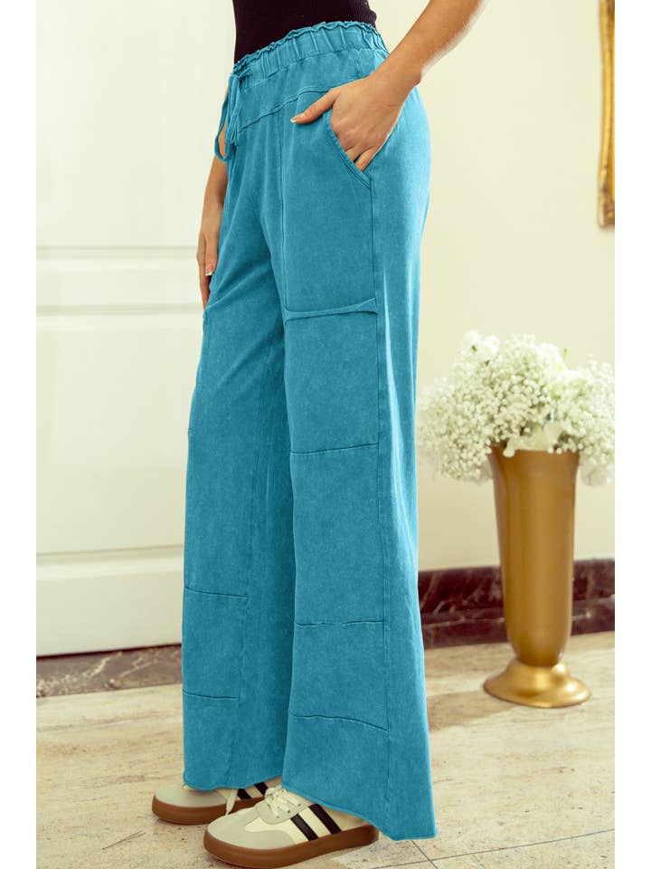 1 the Woman - Wholesale Pants - Women's - Mineral Wash Lace-up High Waist Raw Hem Patched Pocket Pants7