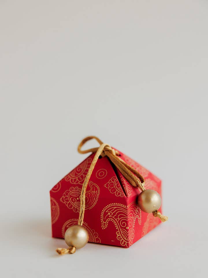 Rød Mini Paisley Gaveæske for engroshandel hos Decorasian