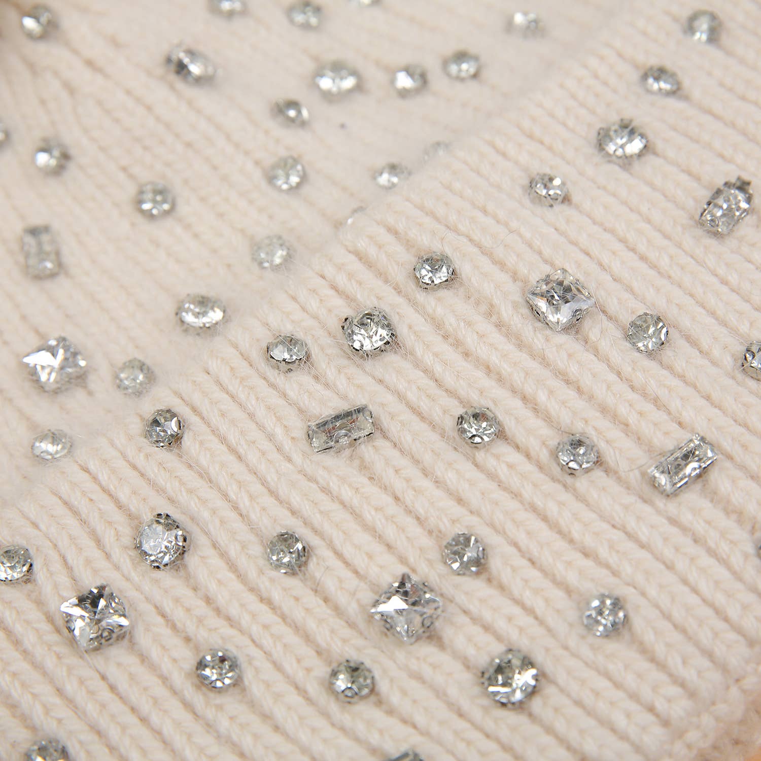 PEACH ACCESSORIES – Engroshandel Beanie - Dame – Glitrende Juvel Pompom Hat SD1155