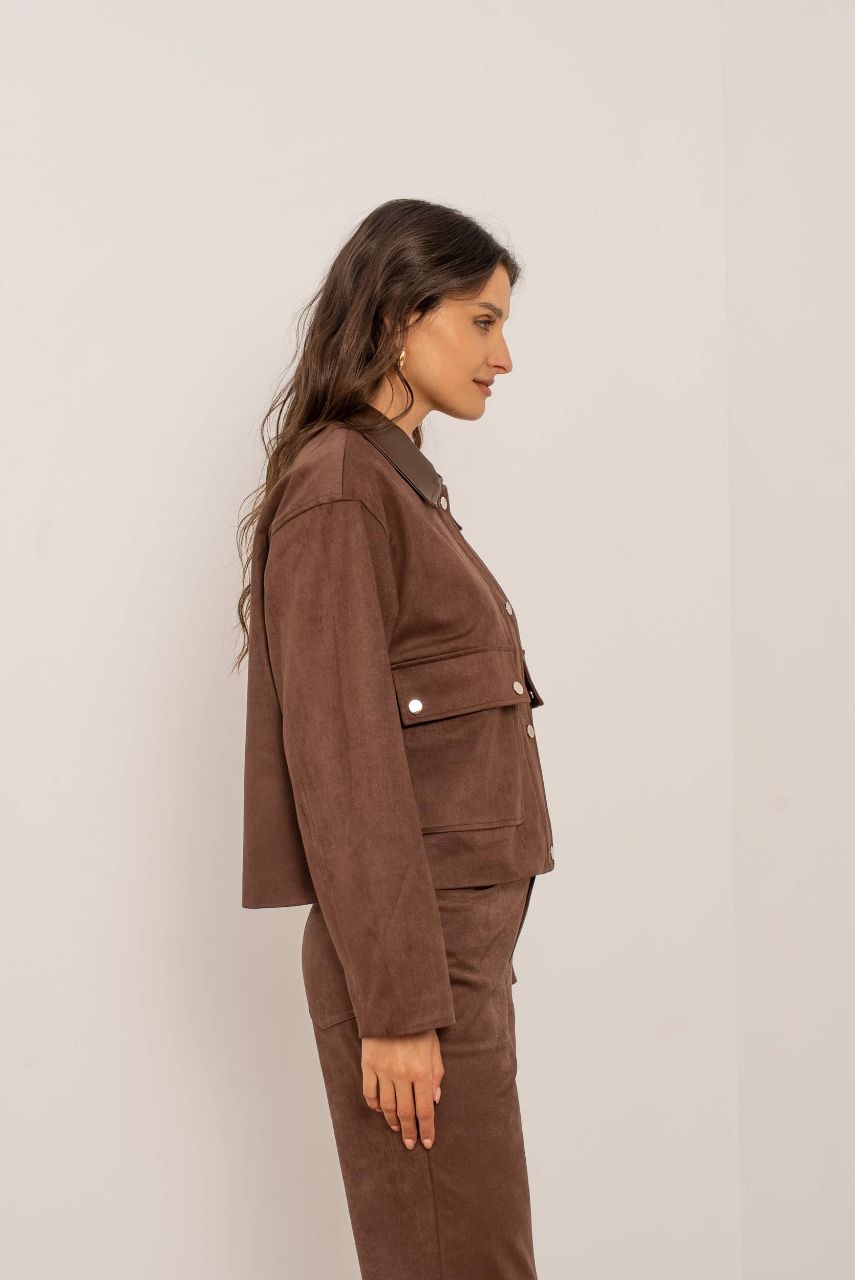 Attentif Paris - Wholesale Jacket - Women's - Short suede jacket with contrasting faux leather collar20