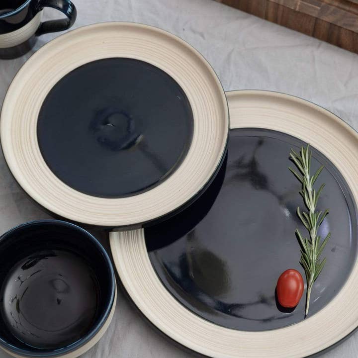 Articture - Wholesale Dinnerware Set - Feld Dinnerware Set (Set of 12 plates)