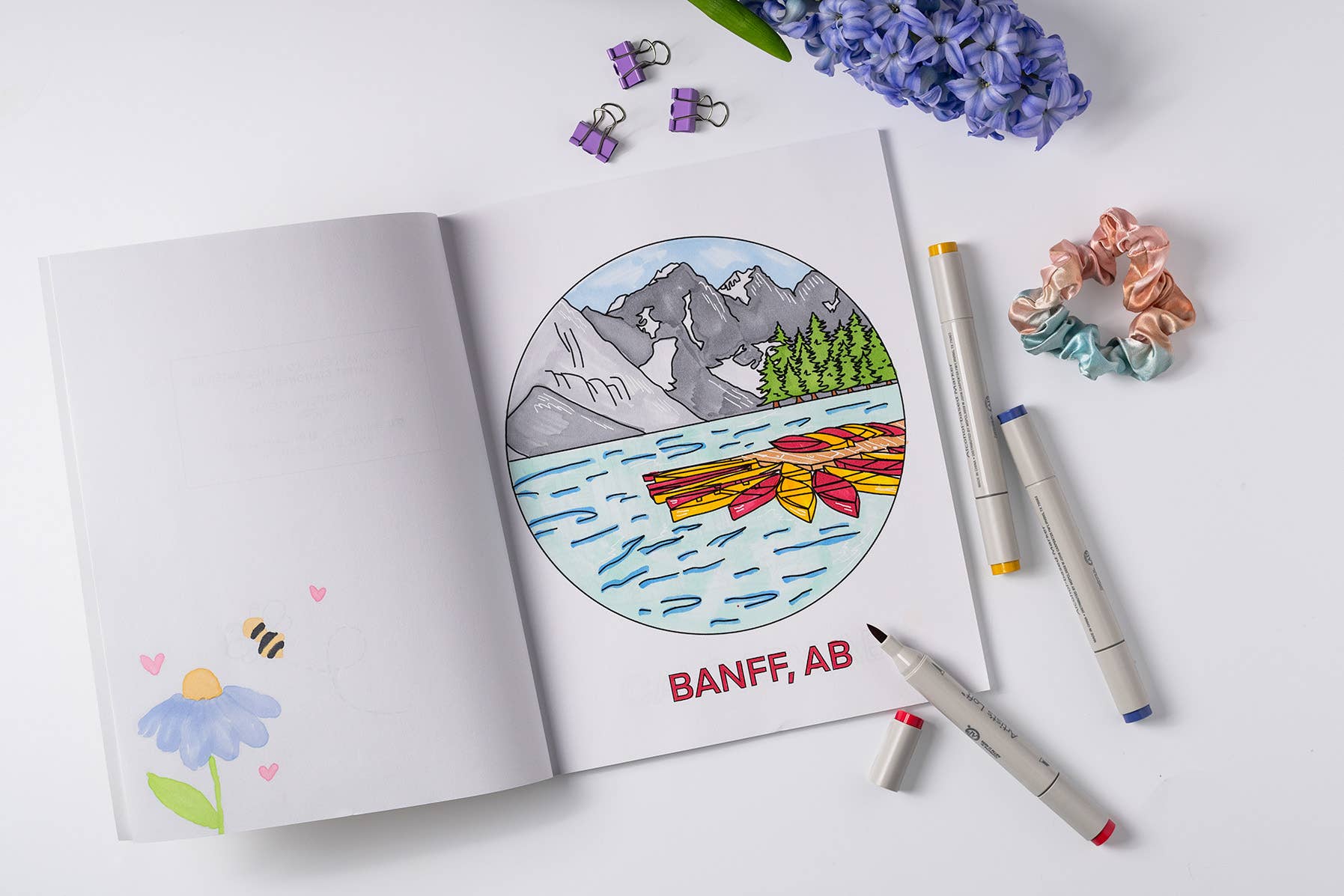 Jaybee Design - Vendita all'ingrosso Libro da colorare e attività - Adulti - Oh Canada Libro da Colorare2