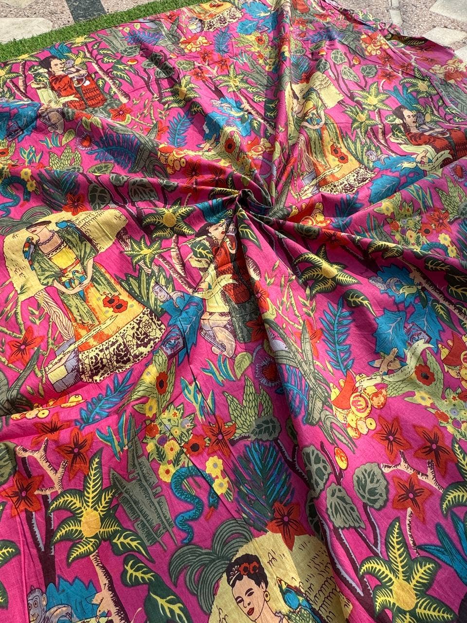 GYPSY STUDIO - Vente Peintures pour tissu - Rideaux en tissu imprimé Frida Kahlo Robe Oreiller Tissu en coton1