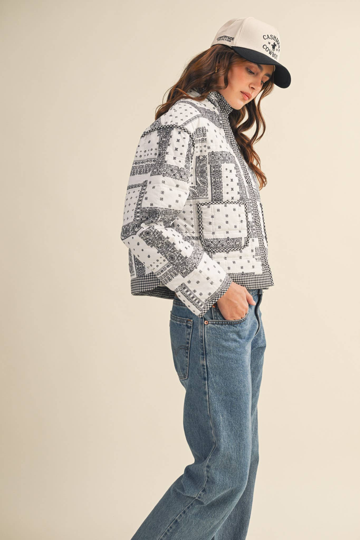 &MERCI - Wholesale Jacket - Women's - BANDANA PATCHWORK QUILTED JACKET MJK41757