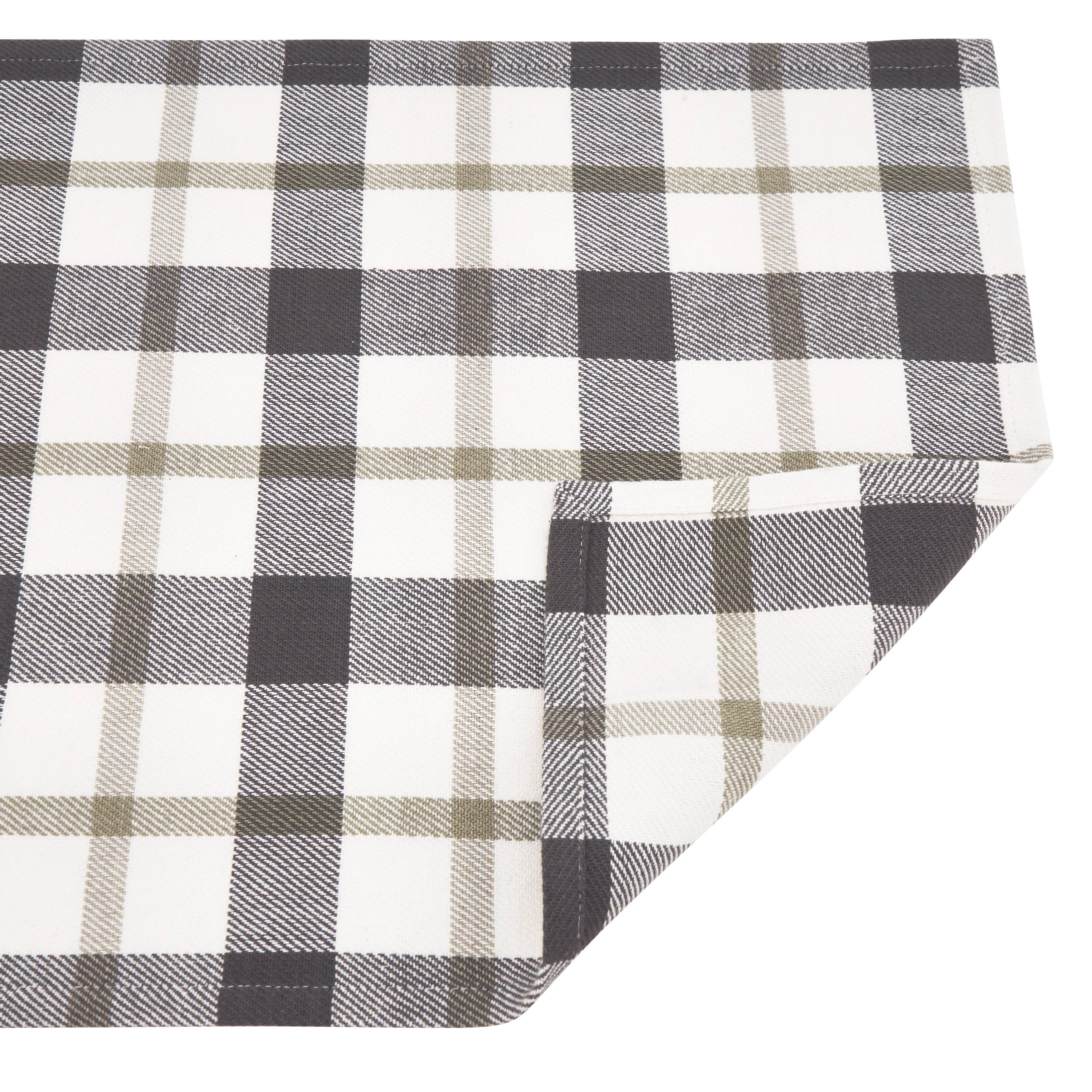 Grey Plaid Placemats for wholesale on Faire1
