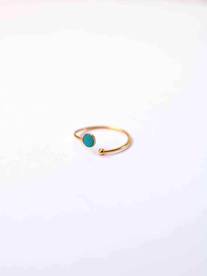 Anillo Hera ajustable con medallón chapado en oro para venta al por mayor de Fosseth