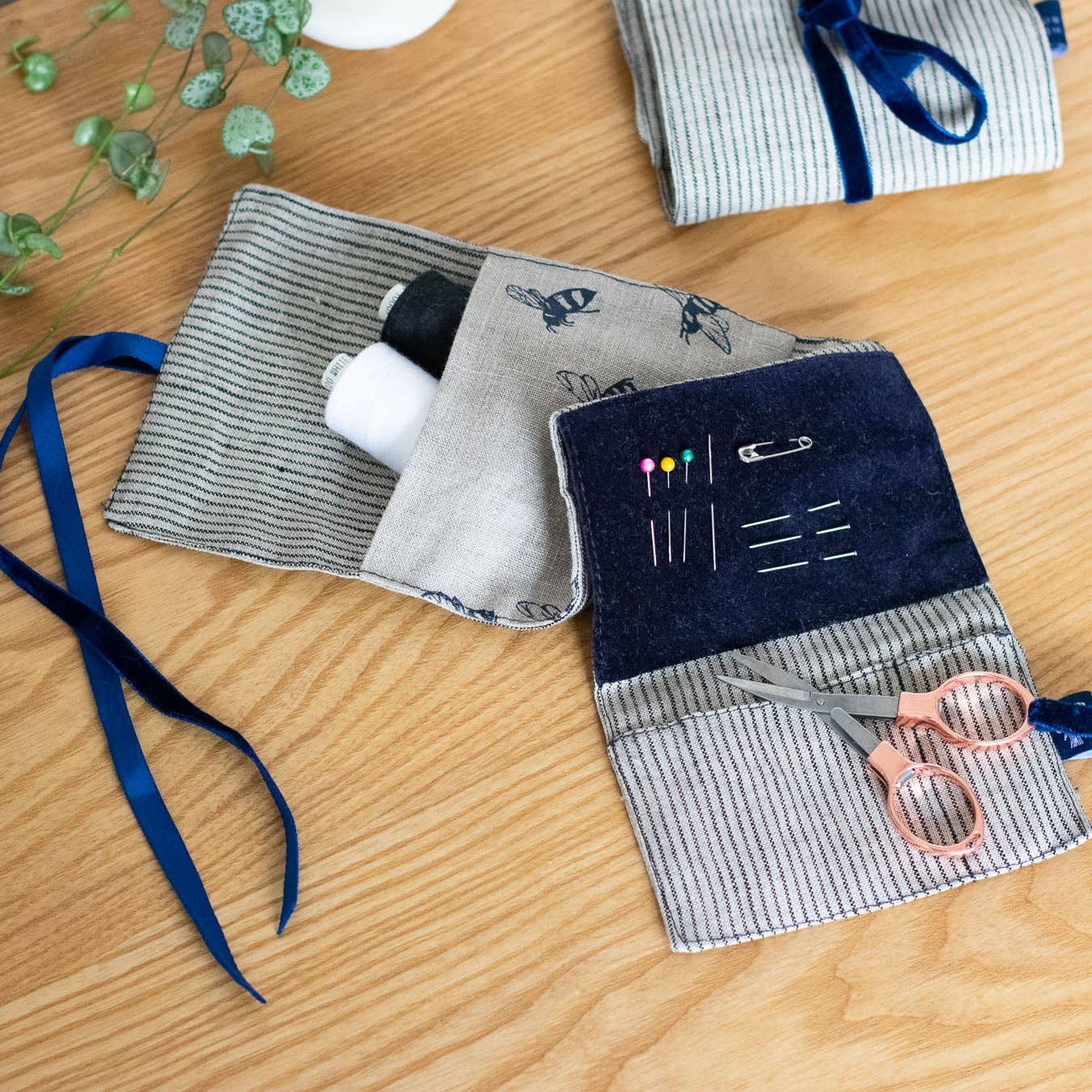 Helen Round - hand printed linen (US Duties Paid) - Wholesale Craft Sewing Kit - Sewing Kit Pouch With Notions - includes scissors & threads4