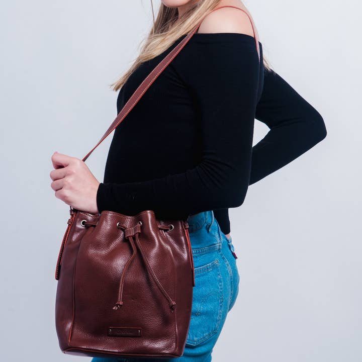 EKOneu - Wholesale Crossbody Bag - Women's - Febe Genuine Leather Drawstring Purse (6 Colors)5