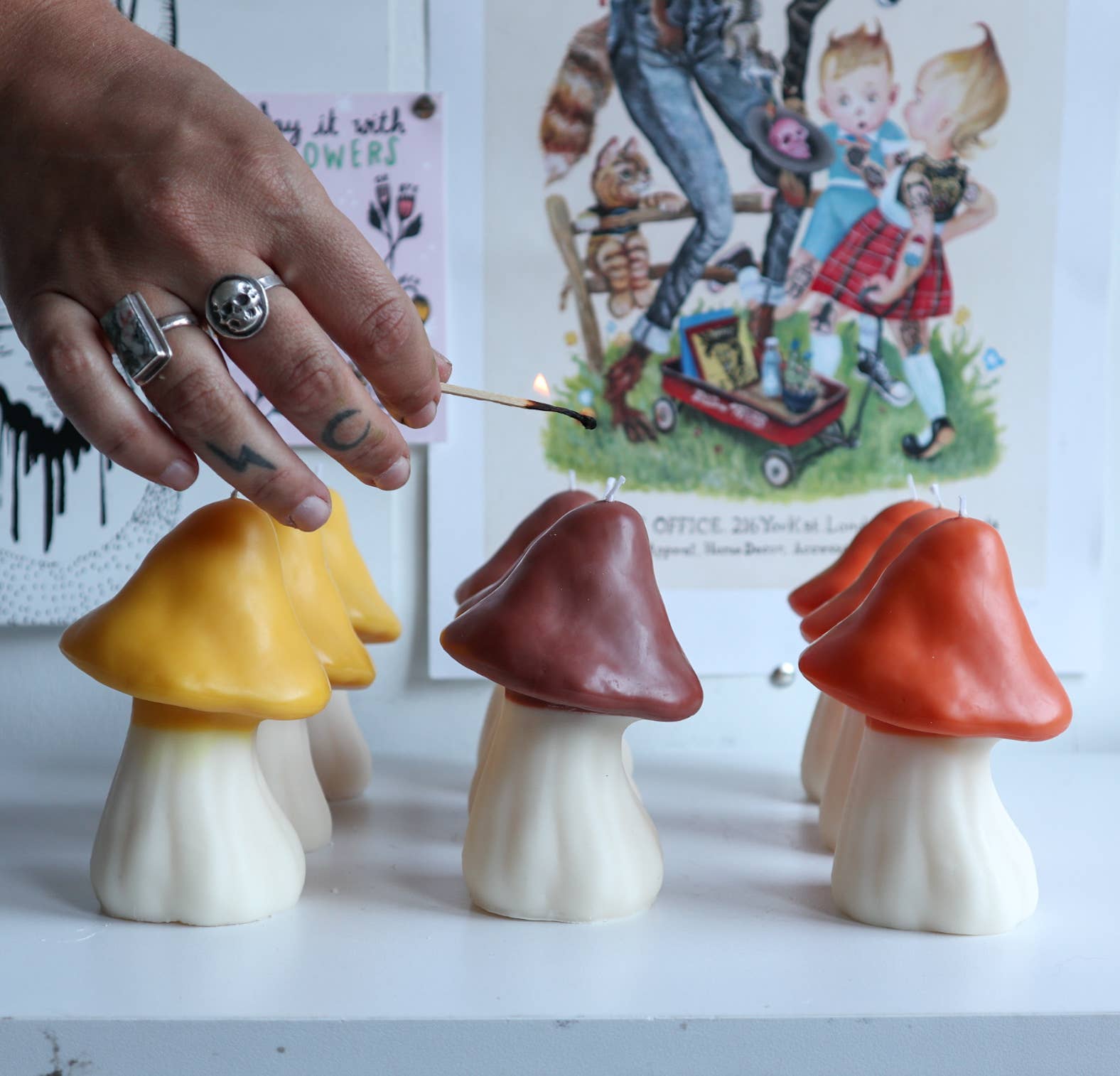 Drop Dead Candles - Wholesale Novelty Candle - Mushroom Candle2