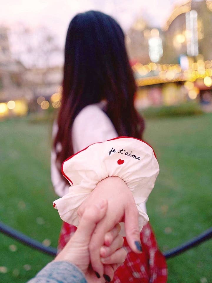 Je T'aime Giant Scrunchie for wholesale by Malionne