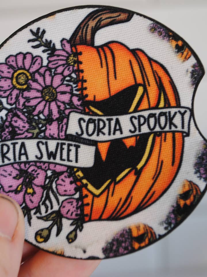 Juego de posavasos de neopreno para coche Kinda Sweet Kinda Spooky para venta al por mayor de Itsfaithscreations