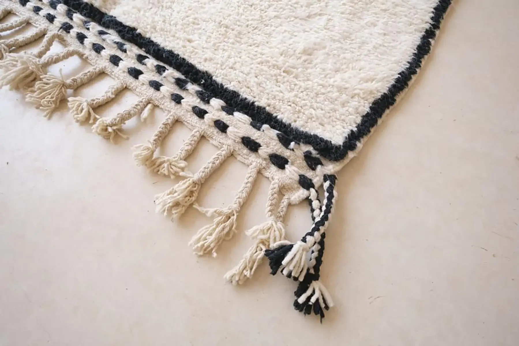 High crafty - Wholesale Runner Rug - Pure Wool Moroccan Berber Handmade Runner 80 x 240 cm #22