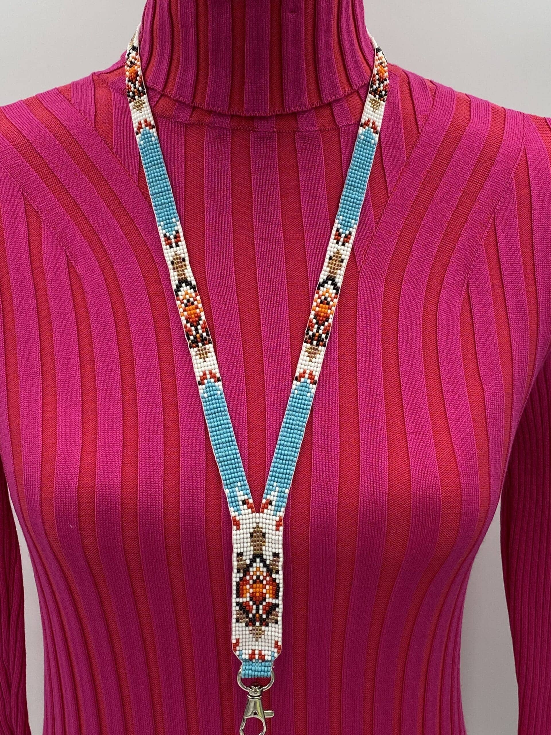 BEADS CORNER - Vendita all'ingrosso Cordino - Donna - Porta badge con cordino fatto a mano con perline a forma di tartaruga e perline blu.4