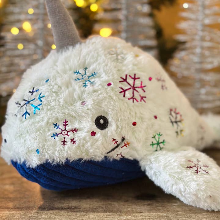 HuggleGroup – wholesale Pet plush toy – Dog – Nellie Narwhal Knottie® Plush Dog Toy