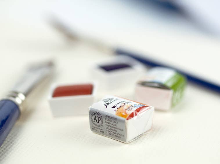 Phoenix Arts Europe - Vendita all'ingrosso Acquarelli - Set di acquerelli Phoenix Artist con 24 colori in confezione metallica1