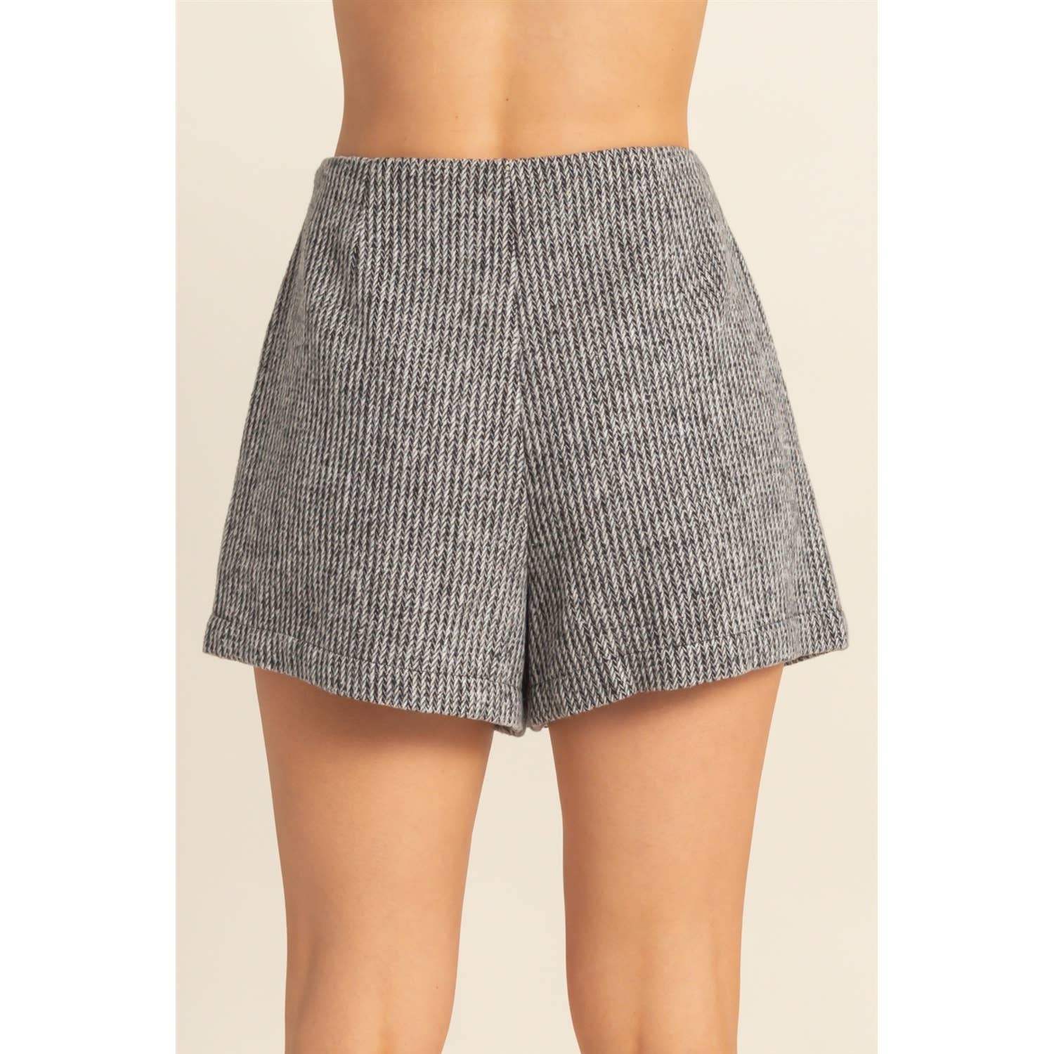 HYFVE - Wholesale Skort - Women's - Textured Silver Button Detailed Skort6
