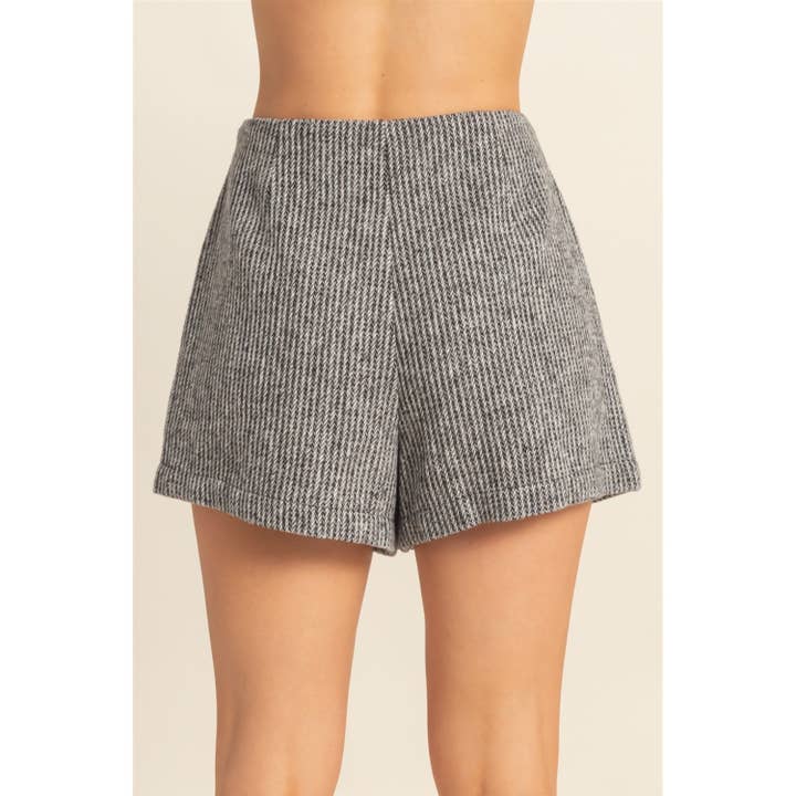 HYFVE - Wholesale Skort - Women's - Textured Silver Button Detailed Skort6