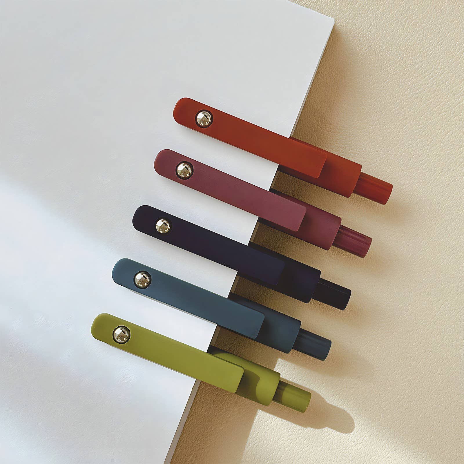 Wrapables.com - Wholesale Pen - Wrapables Smooth Retractable Black Ink Gel Pens 0.5mm, Set 515