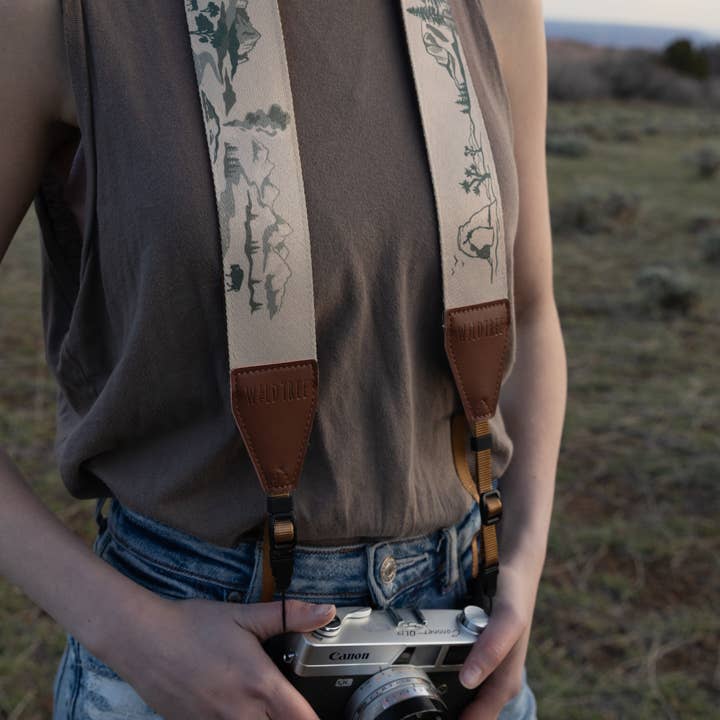 Wildtree - Wholesale Camera Strap - National Park Inspired Camera Strap Brown