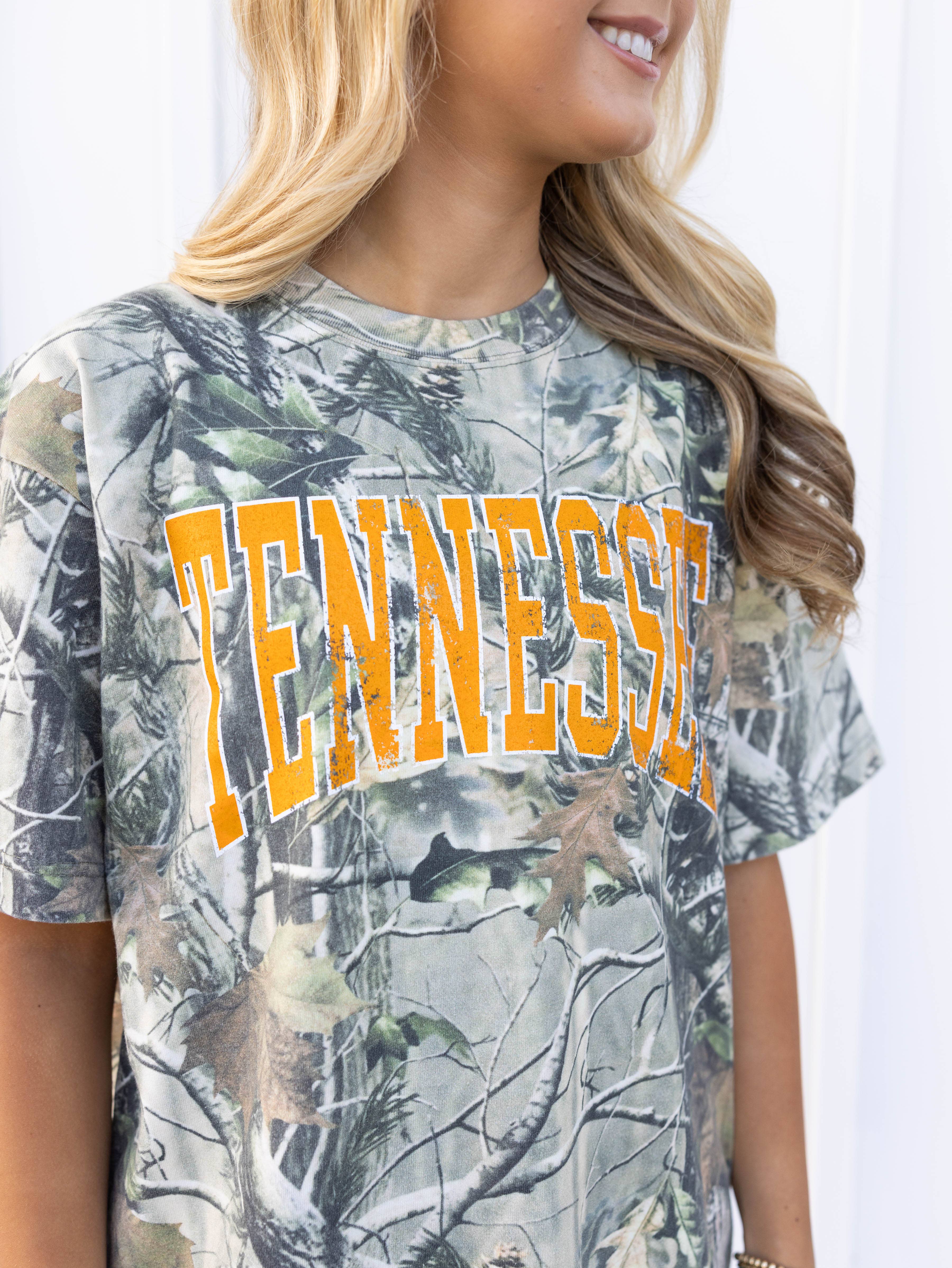 Southern Made Tees - Wholesale Screen Printed T-Shirt - Women's - Tennessee Arch Camo Short-Sleeve T-Shirt1