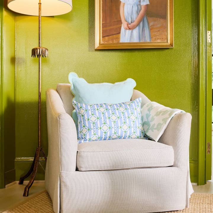 Laura Park Designs - Wholesale Throw/Decorative Pillow - Charlotte Scalloped Linen Pillows Blue with Green Trim, SumnerEdit2