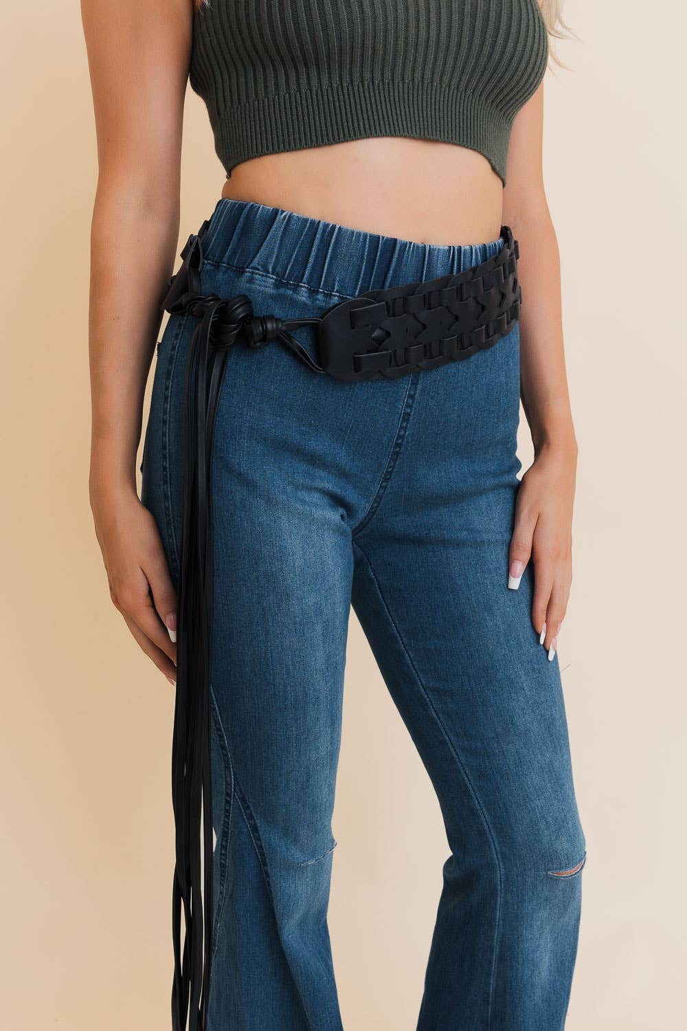 Leto Accessories – Großhandel Gürtel – Damen – Breiter gewebter Ledergürtel zum Binden in der Taille5