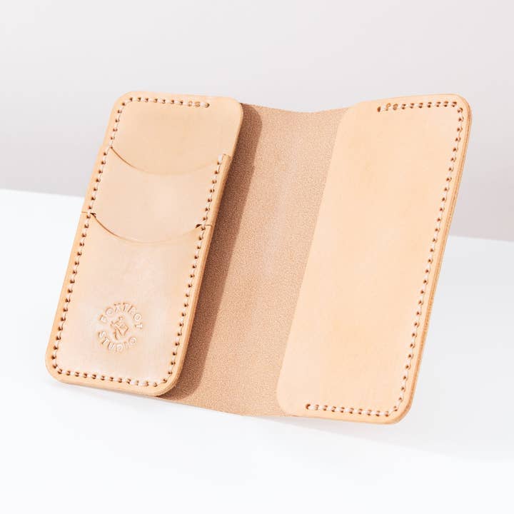 Reise-Geldbörse - Natürlich für den Großhandel von Foxtrot Studio