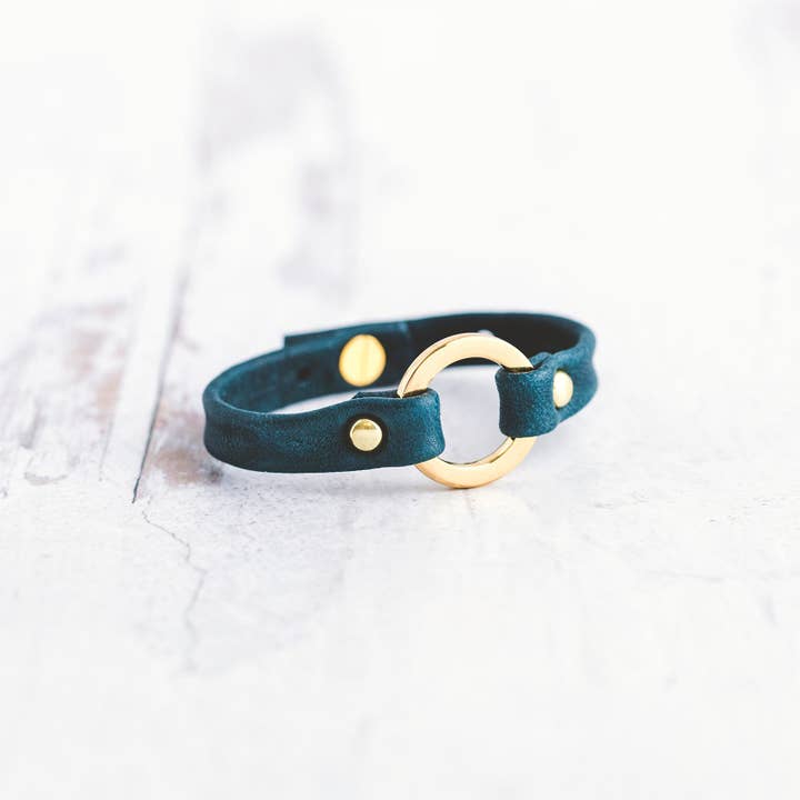 Giving Bracelets - Vente Bracelet jonc - Bracelet en cuir One Love - Doré9