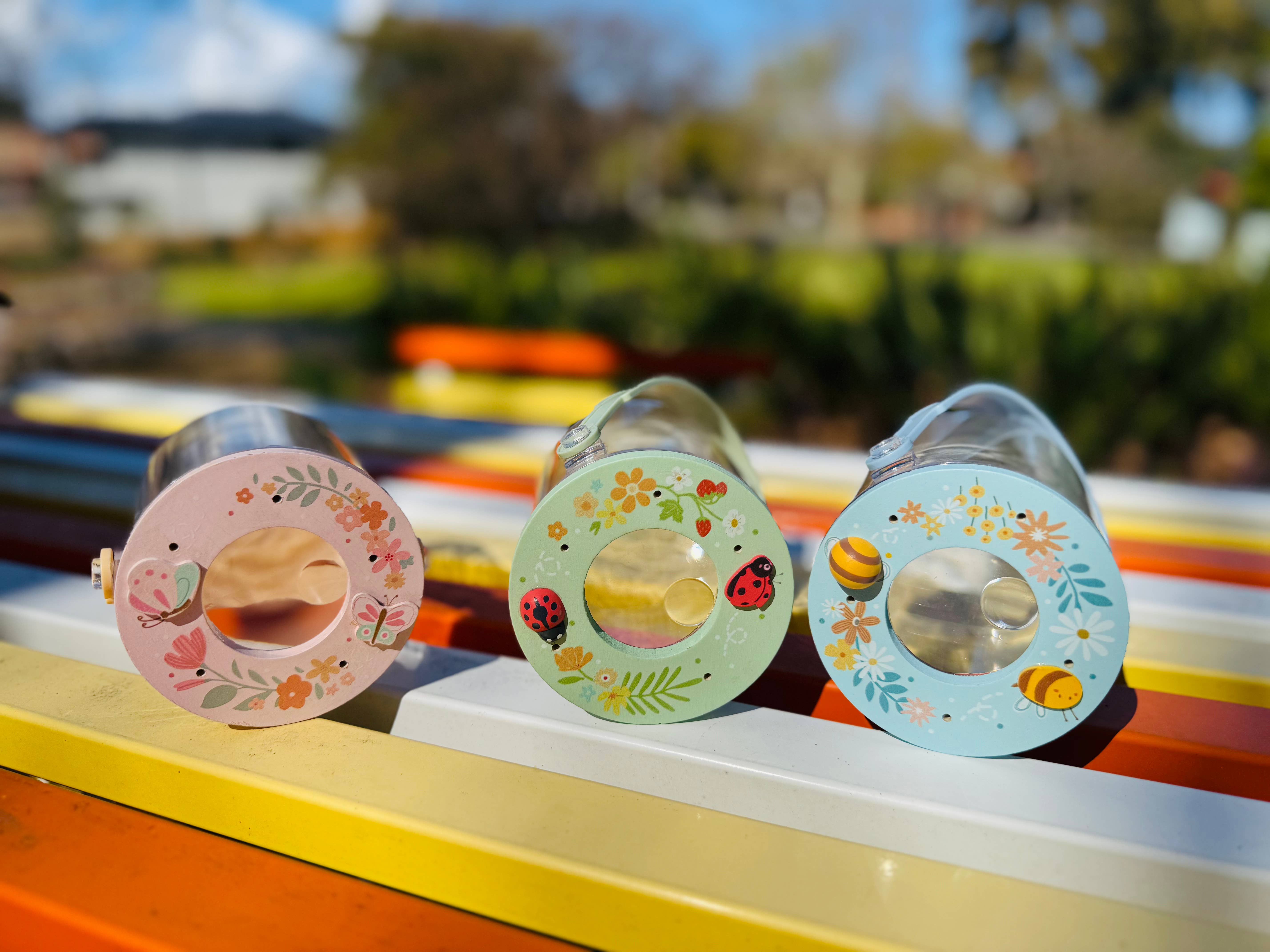 ToysLink – wholesale Wood toy – Child – Bug Jar with Magnifier Wooden Lid3