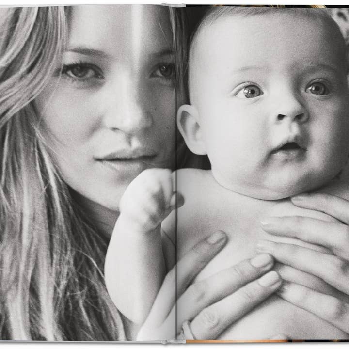 TASCHEN Europe - Wholesale Display Book - Kate Moss by Mario Testino (English)5