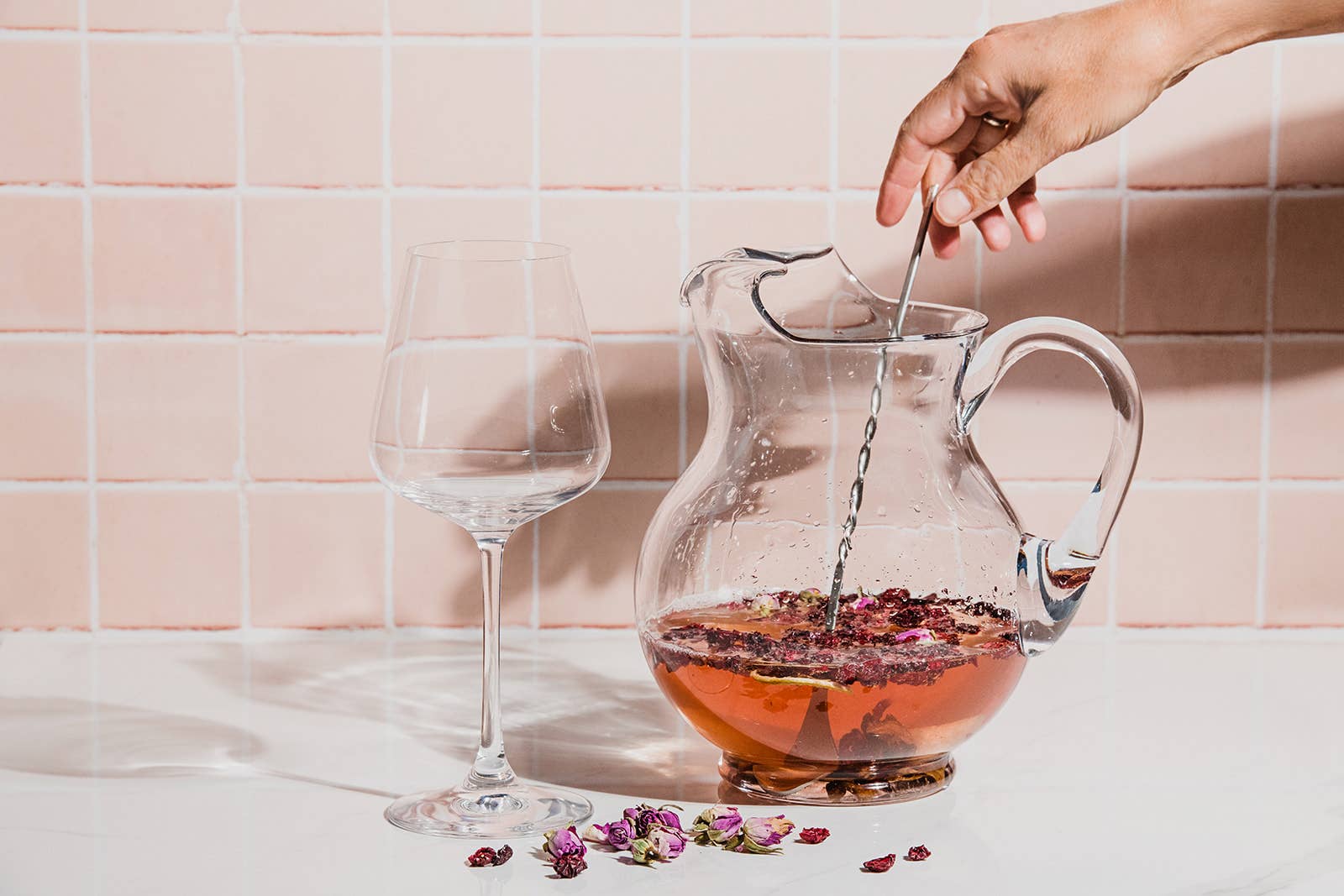 Fuse and Sip - Wholesale Cocktail Mix/Syrup - Moira Rosé Sangria - Rose, Cranberry Pineapple Infusion3