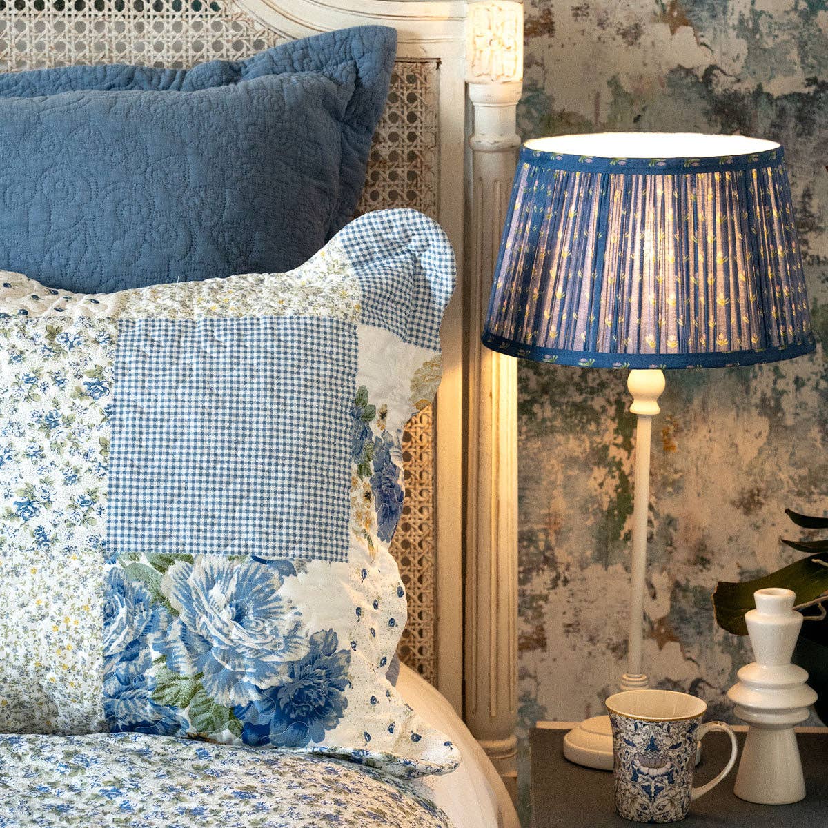 Forever England / Millie Mae – wholesale Quilt – Melissa Blue Patchwork Bedspread3