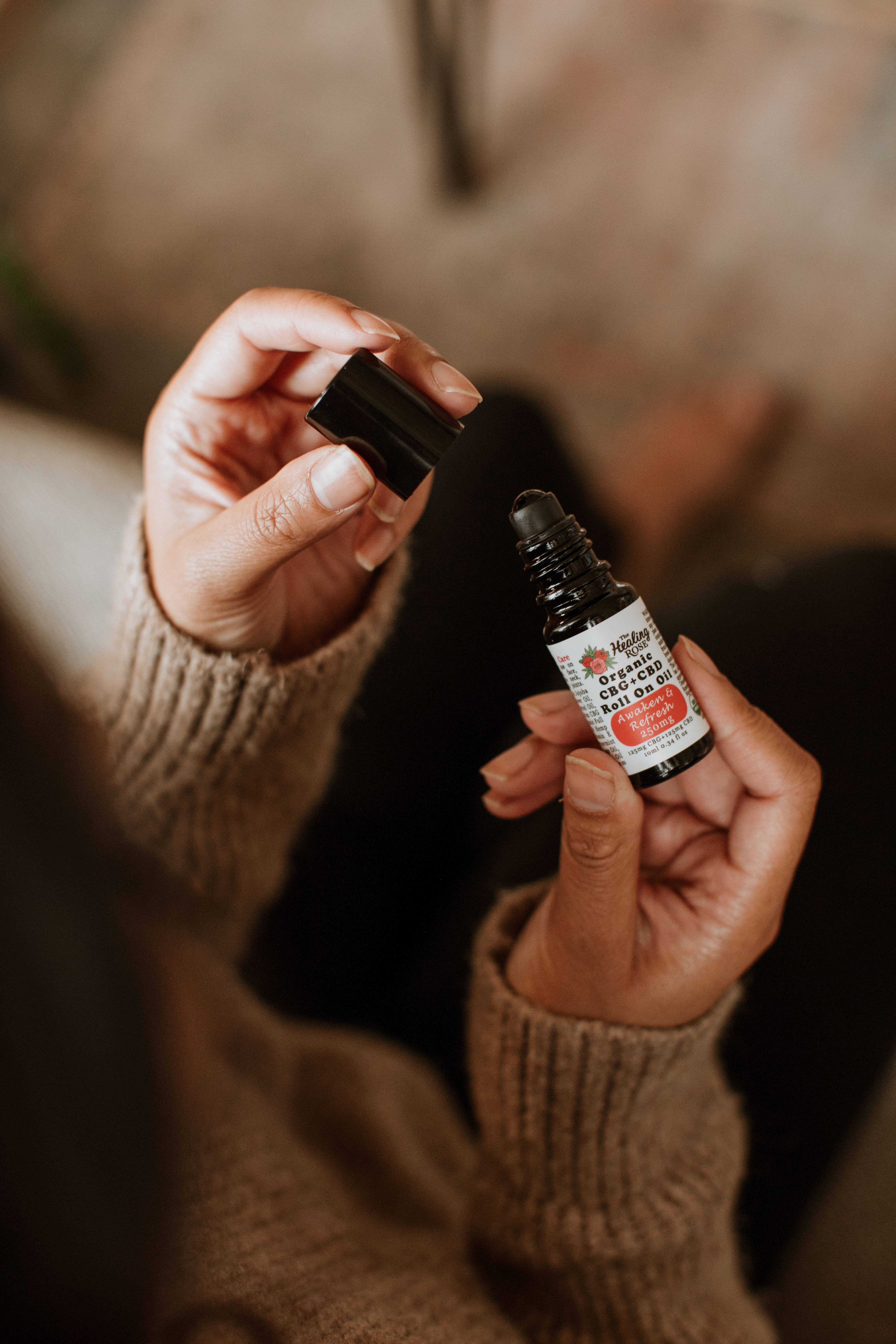 The Healing Rose – wholesale CBD-roll on – Ekologisk 1:1 CBG+CBD Uppvakna & Uppfriska Roll On-olja3