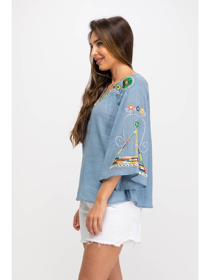 Peace & Love (CALAO IMPORT EXPORT S.L.) - Wholesale Blouse - Women's - PLAIN EMBROIDERED BLOUSE PR9011B7