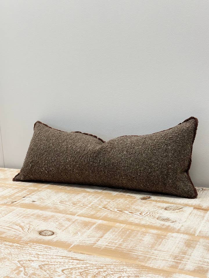 Sofia Boucle 80 x 30 Kussenhoes – Chocolade Donkerbruin voor wholesale door Ellenvale Trade