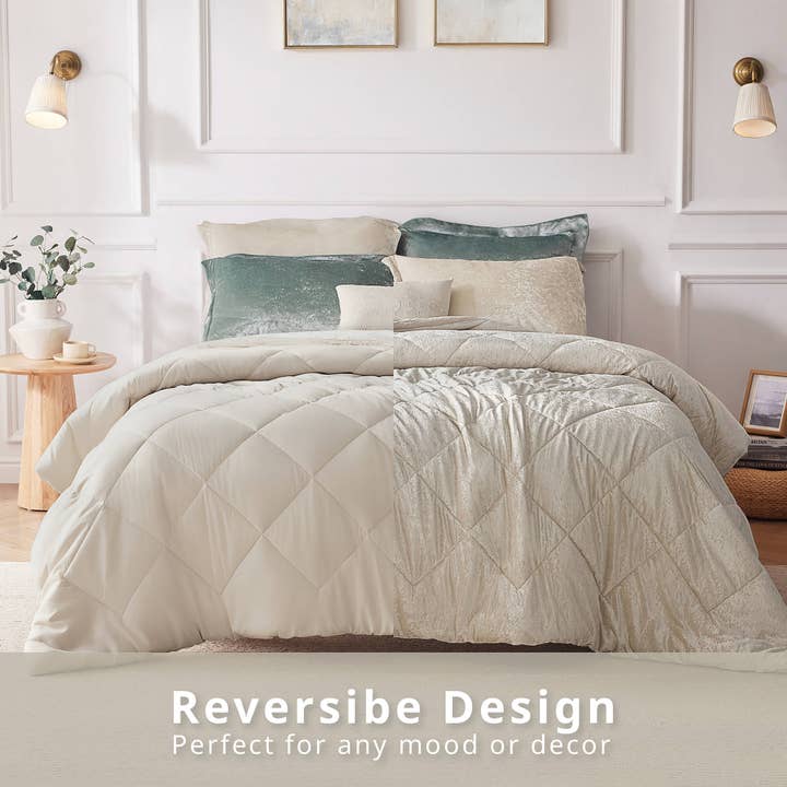 Olliix - Wholesale Bedding Set - Velvet Quilted Diamond Comforter Set, Champagne
