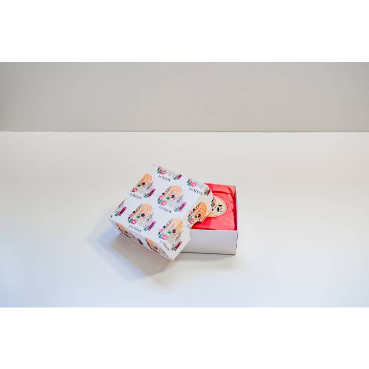 simply blessed shy - Wholesale Gift Box - Travel Themed Illustrated Ornament Gift Boxes2