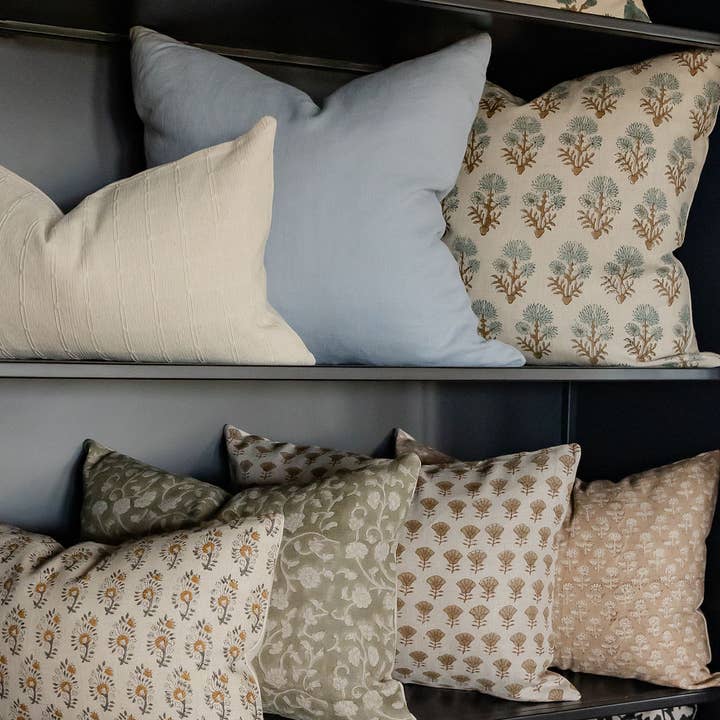 Mary & Jayne Pillow Co - Wholesale Throw/Decorative Pillow - Claire3