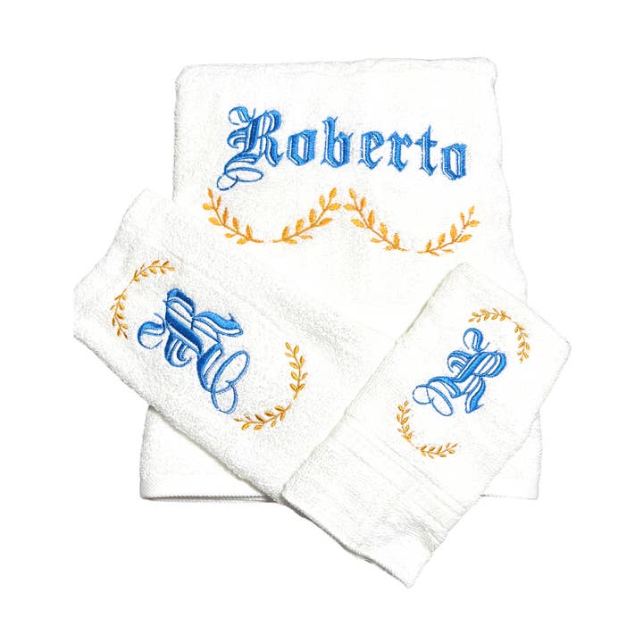 Serviettes monogrammées, fleurs brodées, monogrammes personnels, monogr pour la vente par KidsEasyDesigns