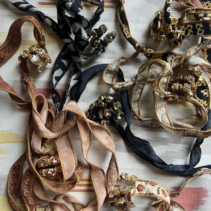 Tezeè - Wholesale Jewelry Set - silk and rhinestone bracelet9