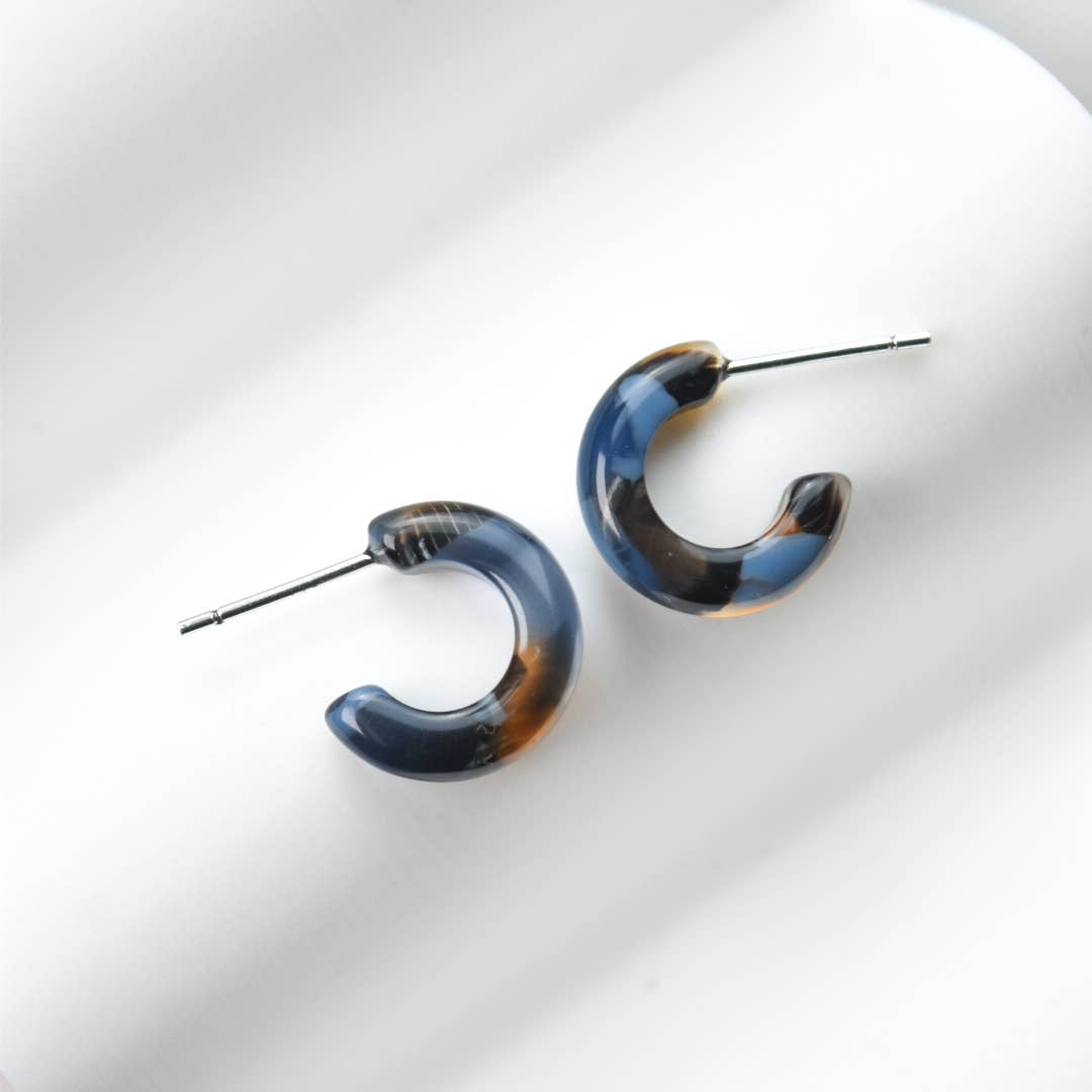 Fenna&Fei - Wholesale Hoop Earrings - Huggie Hoops Collection | Small Tiny Minimalist Resin Hoops9