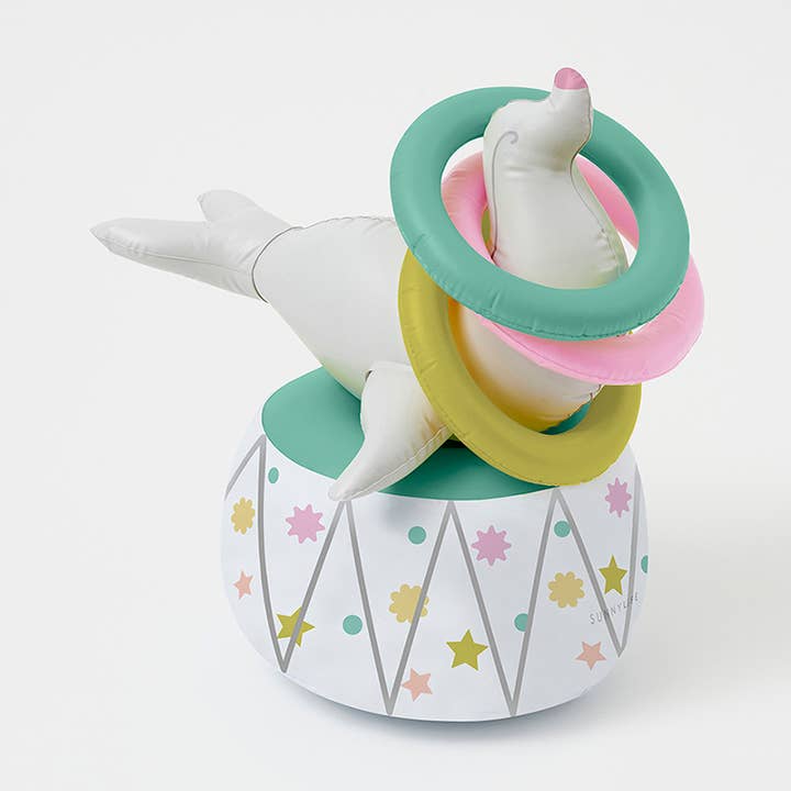 Opblaasbare ring Toss Seal voor wholesale door Sunnylife