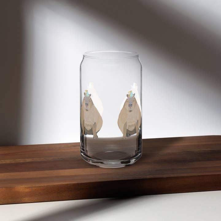 Capybara de fête en verre en forme de canette pour la vente par Sazzlebybell