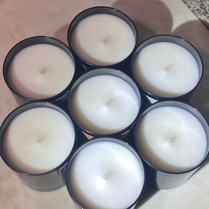 No Label 9oz Candles for wholesale by KAY LUMEN