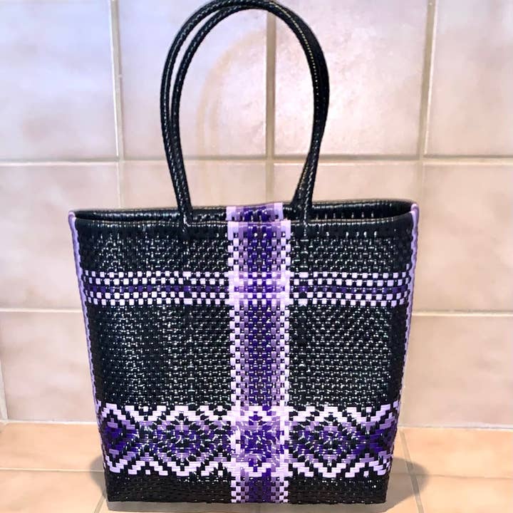 SoulGives Company - Wholesale Tote Bag - Women's - Oaxacan Handwoven Plastic Purse2