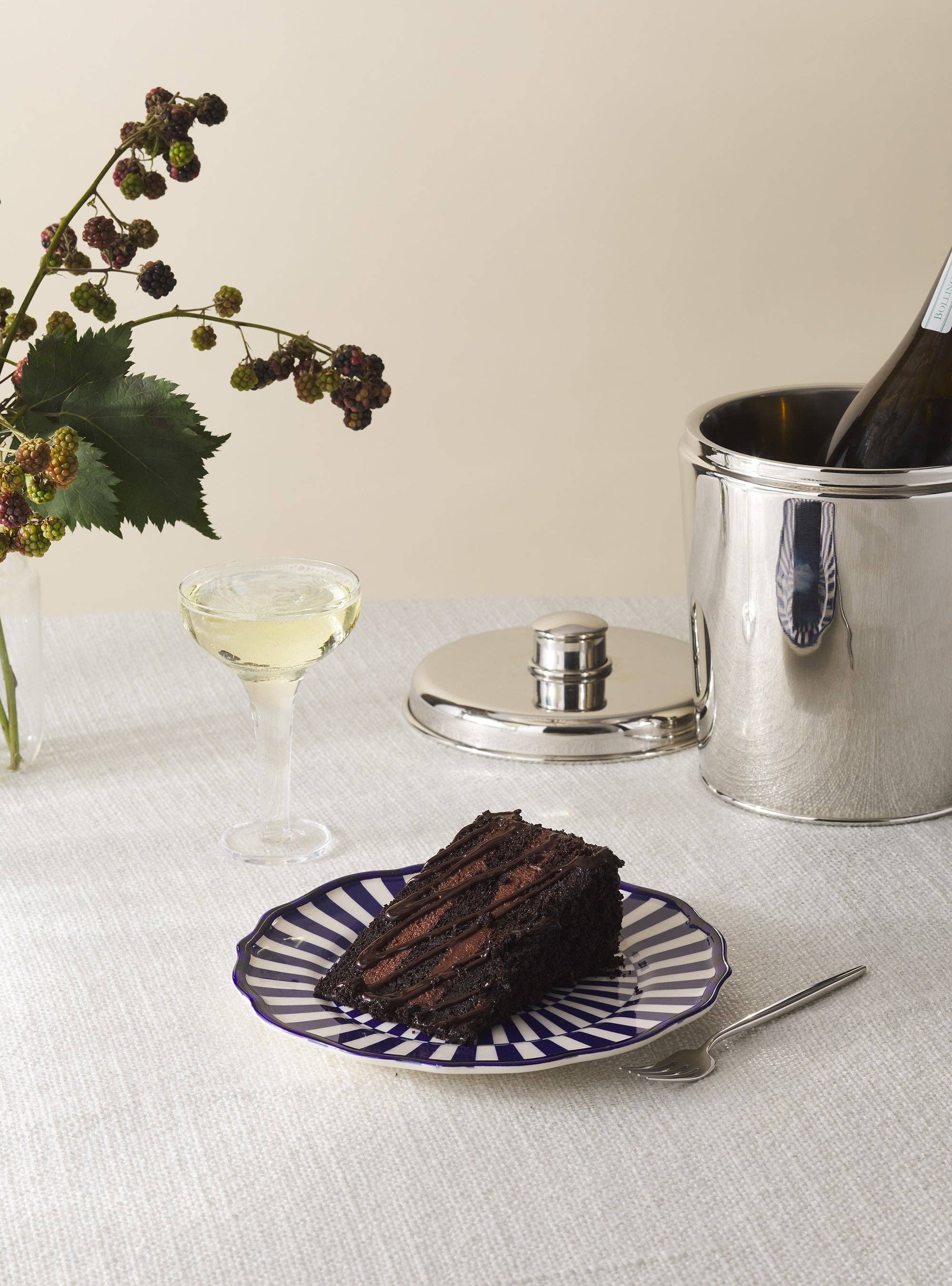 Maison Madison Home - Wholesale Dinner Plate - Riviera Hand-Painted Dessert Plate 9"3