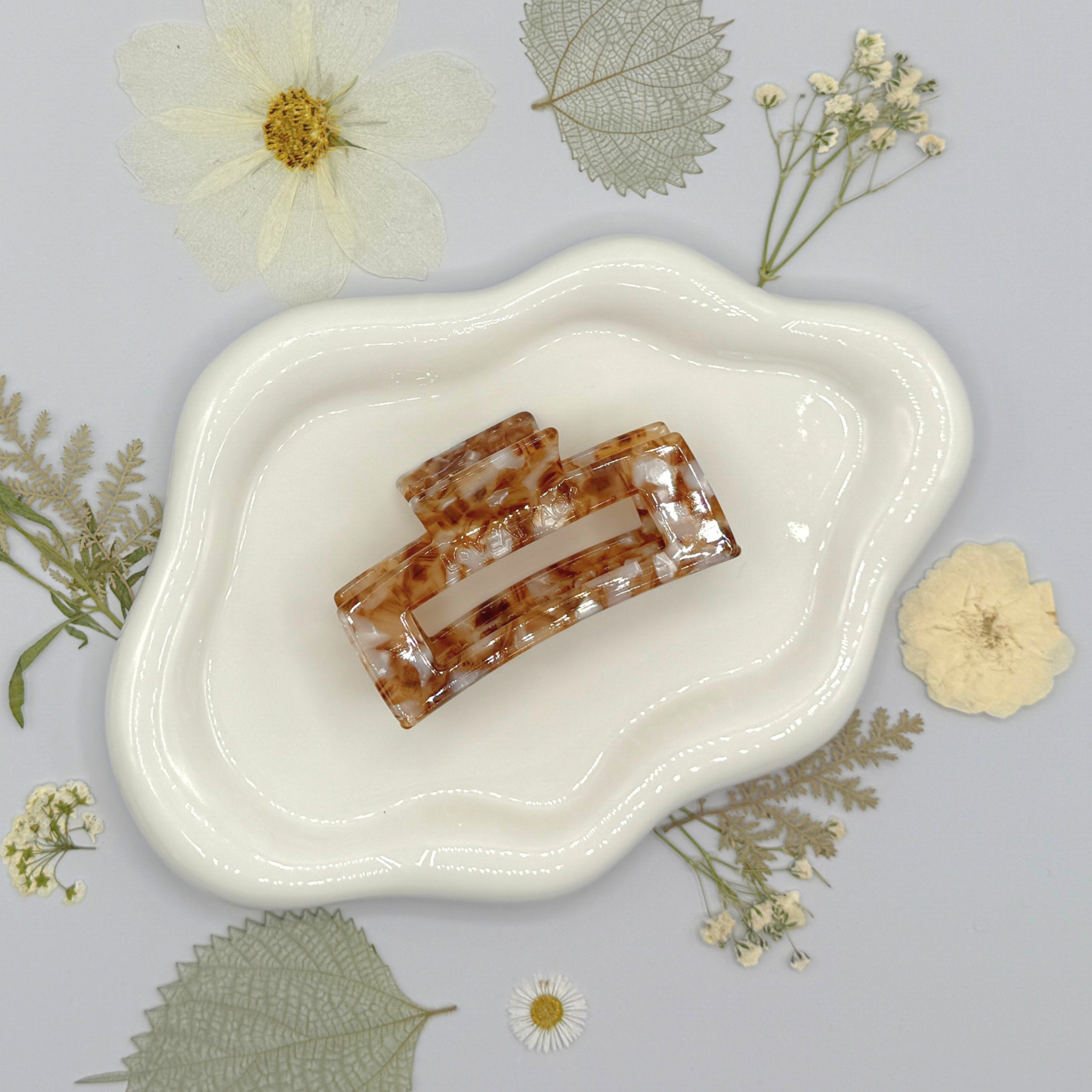 Love Attack - Wholesale Hair Clip - Women's - Sara Cellulose Acetate Hair Claw Clips2