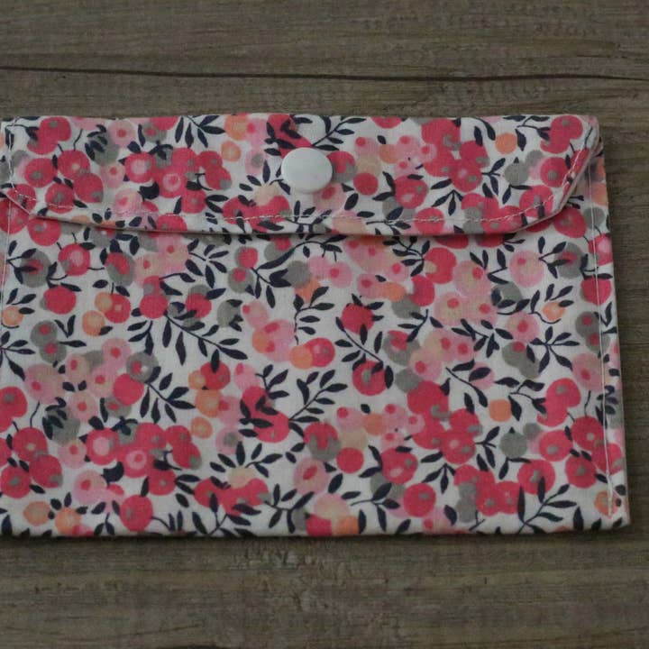 Waterproof soap pouch inside for wholesale by les folies ecolos