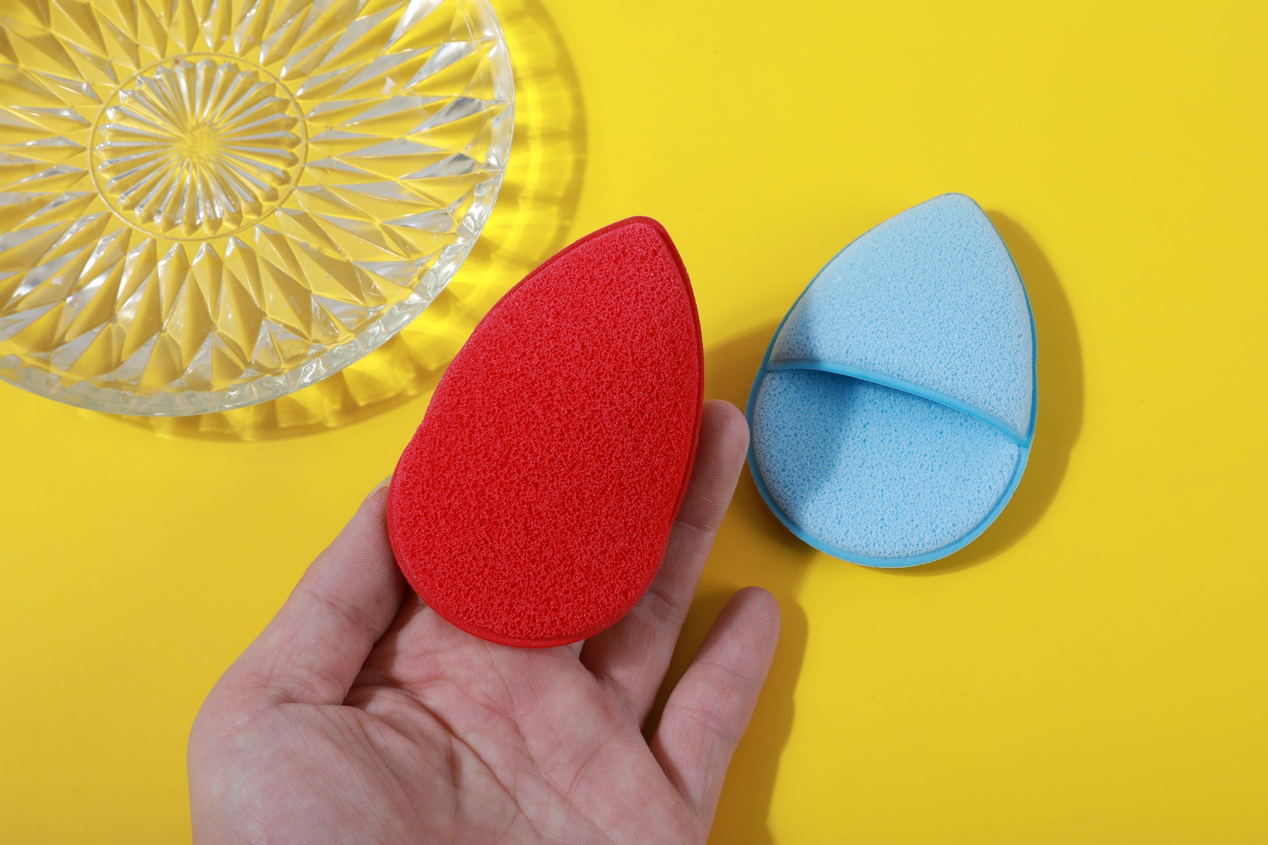 VIAI Beauty - Wholesale Exfoliating Gloves/Mitts - Exfoliating Hand Mitt6