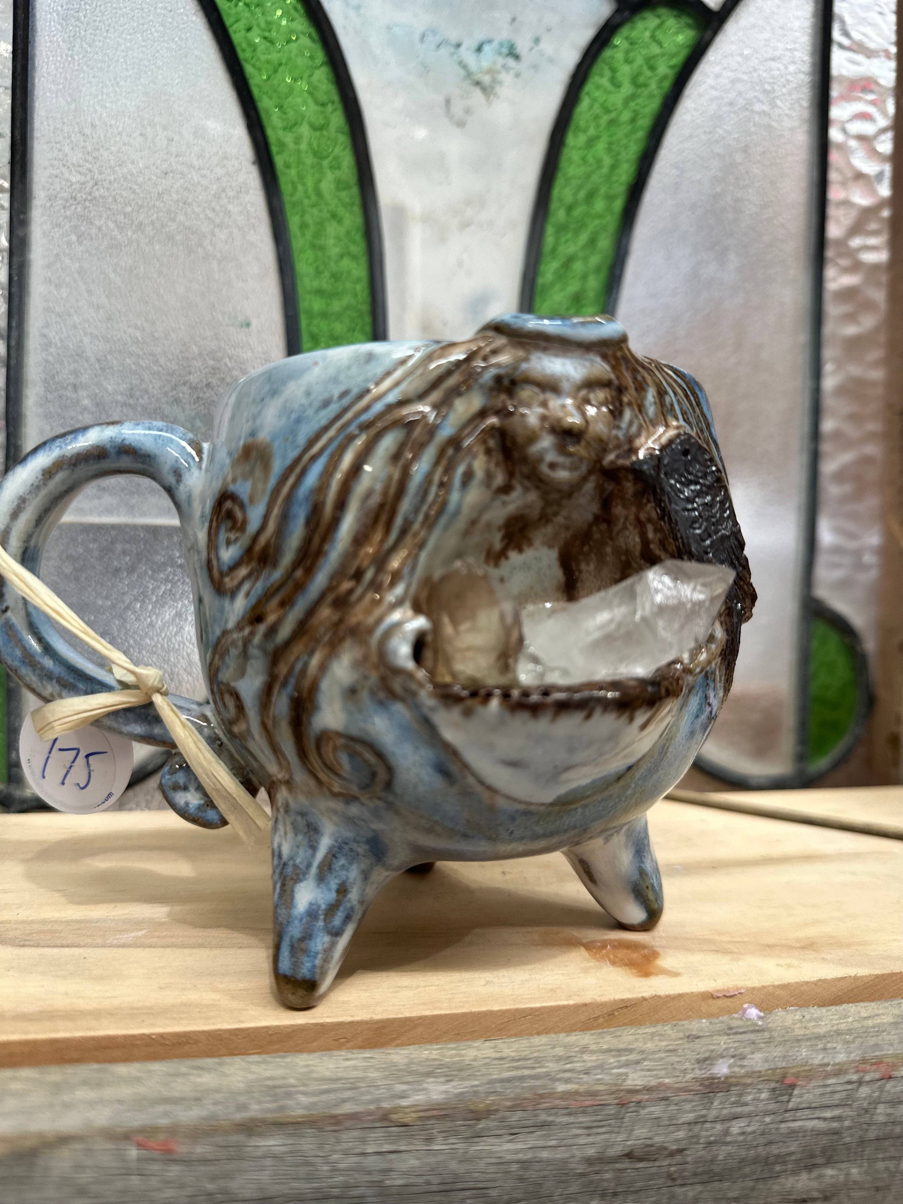 Carys Martin Ceramics - Wholesale Decorative Tabletop Object - Cauldron Crystal Cup – Raven Goddess with Quartz Point4